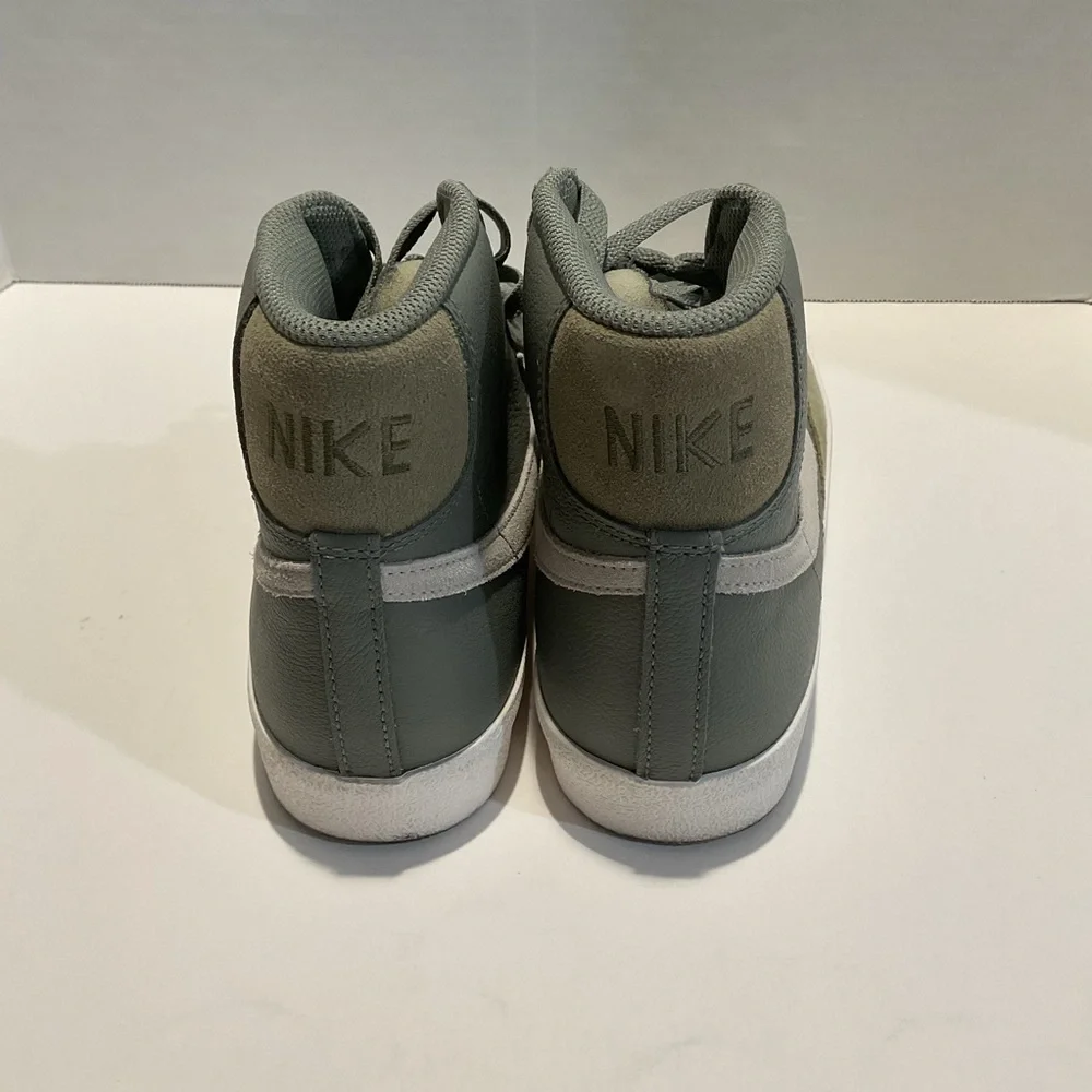 Nike Men’s Blazer Mid Sportwear Shoes Green FZ1671-001